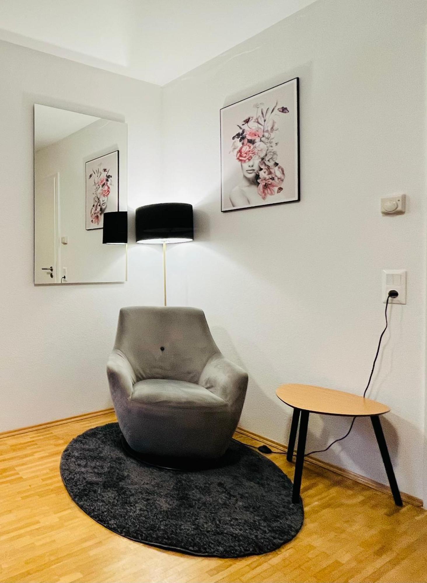 Stylish Apartment Naehe Hbf-Tiefgarage-Lift Ганновер Экстерьер фото