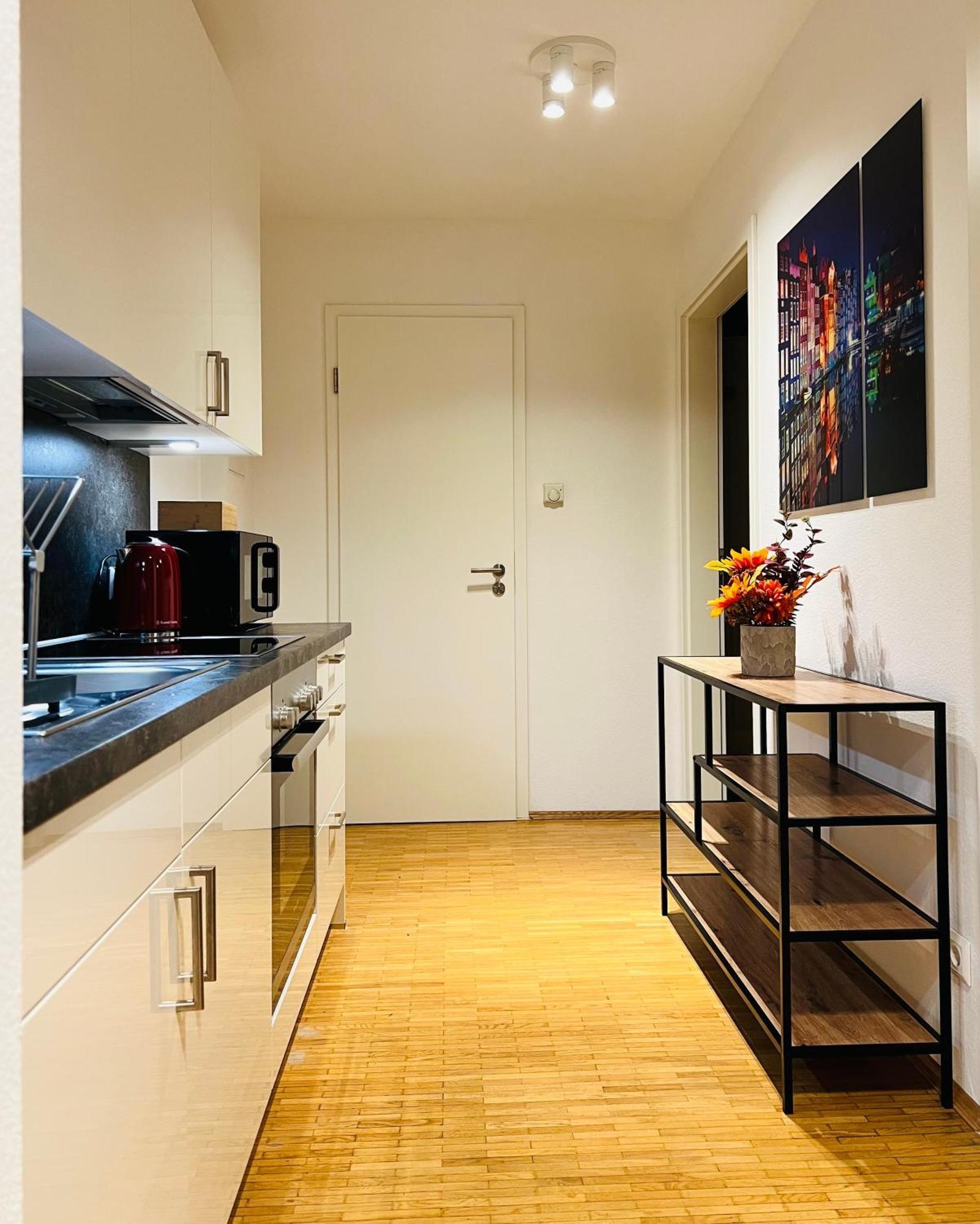 Stylish Apartment Naehe Hbf-Tiefgarage-Lift Ганновер Экстерьер фото